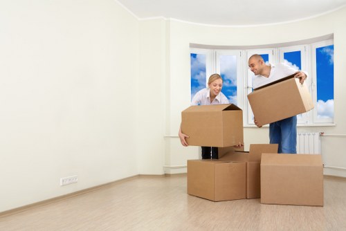Local man and van removal service in Ratcliff for flat and small property moves