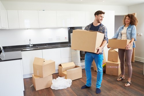 Flexible Ratcliff van moving support for homes and businesses