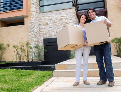 Local Ratcliff moving service handling access and parking challenges